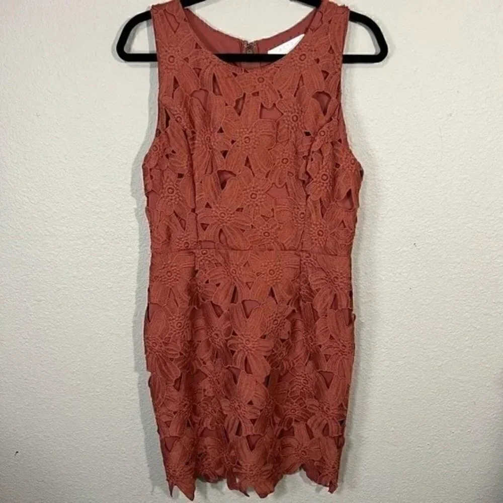 ASTR the Label Floral Lace Sleeveless Sheath Dress Pink Woodrose  Size XS - Picture 2 of 7
